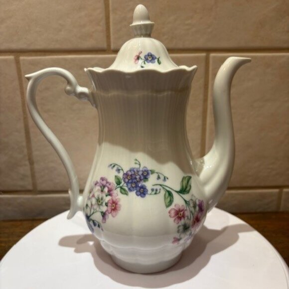 Vintage Walbrzych Tea Coffee Pot Server Garlandia Poland Porcelain Shabby 9.5" - Picture 3 of 6